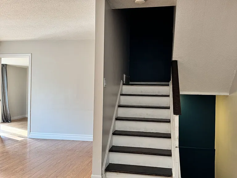 145 Penfield Dr — Photo 26