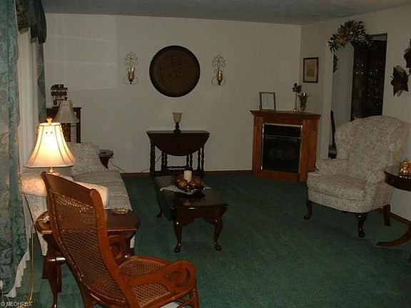 4th image of 4557 Sheffield Dr