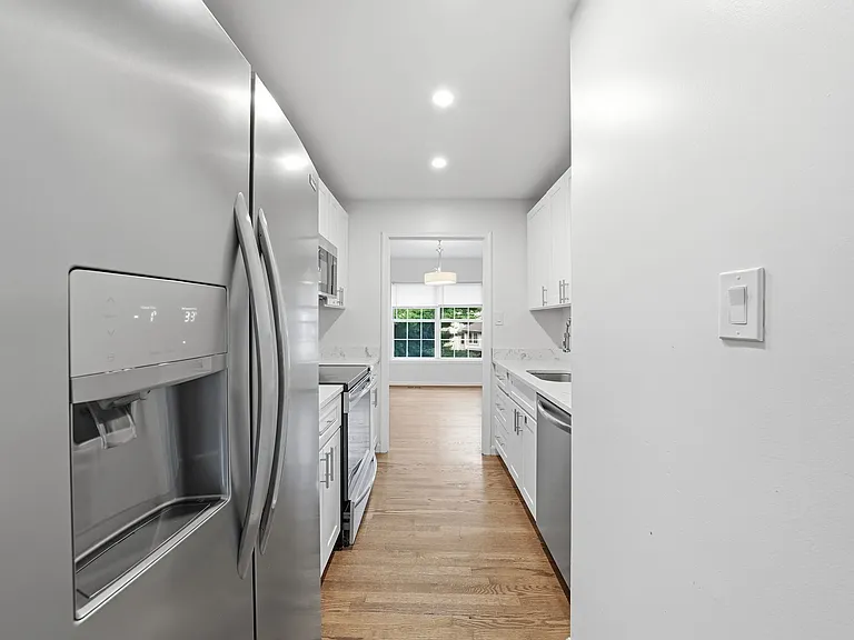 1603 Ingram Ter — Photo 7