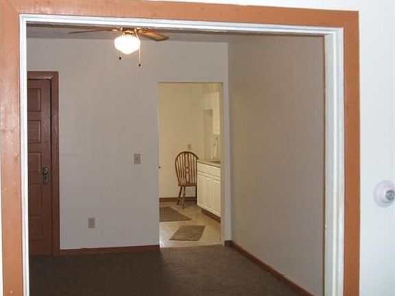 5th image of 205 E Fairview Ave