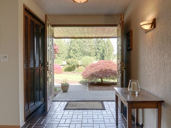5th image of 12020 Robinhood Ln