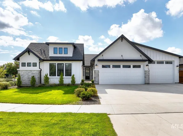 7655 W Meltwater Ln, Eagle, ID 83616