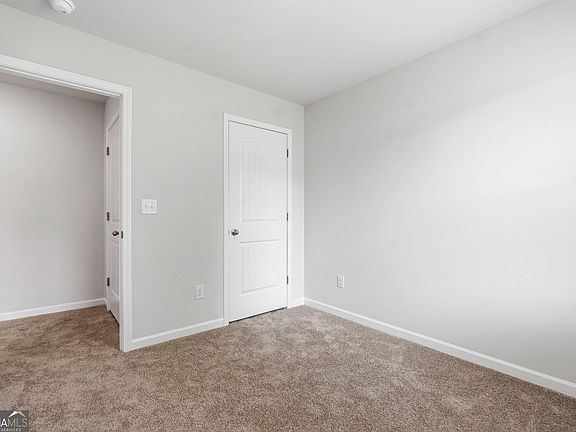 4th image of 8330 Columbia Ct