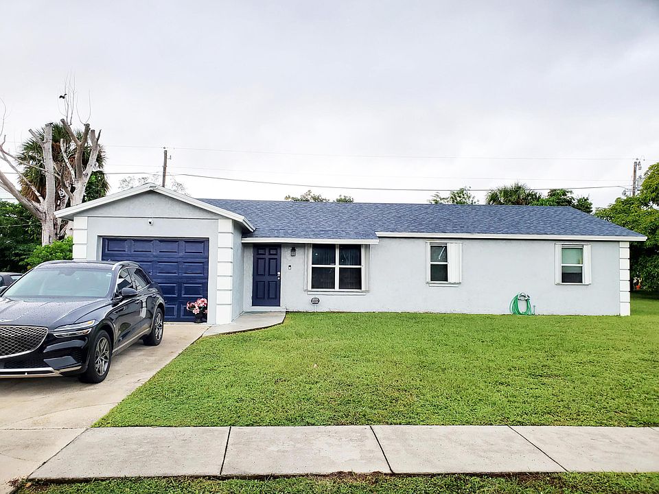 1st image of 1477 N Mangonia Drive