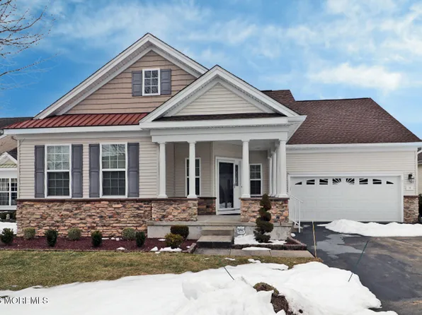 16 Passage Lane, Barnegat, NJ 08005