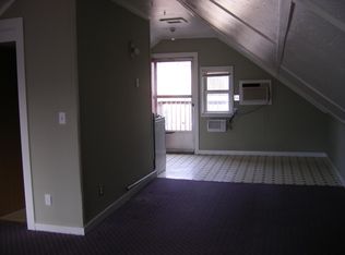 1008 Mississippi St APT 1, Lawrence, KS 66044