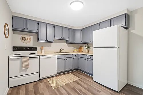 464 4th St Photo 1