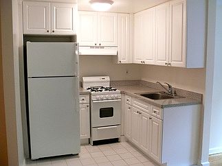 2nd image of 70 Irving Pl APT 5B