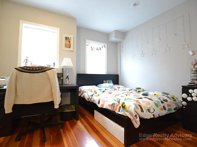 115 Glenville Ave #1 — Photo 5
