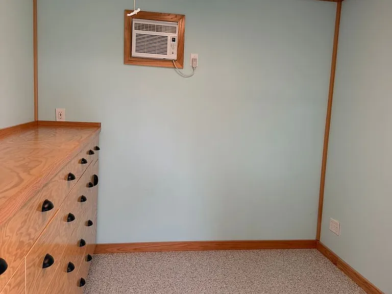215 Woodlawn Dr — Photo 25