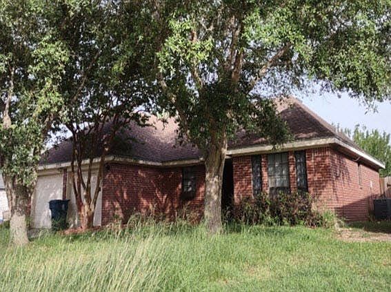 2nd image of 2955 Lakeview West Dr