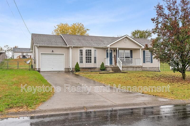 1st image of 223 Golden Pond Ave