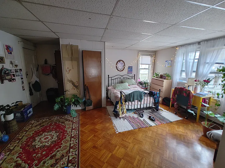 485 University Ave #5 — Photo 8