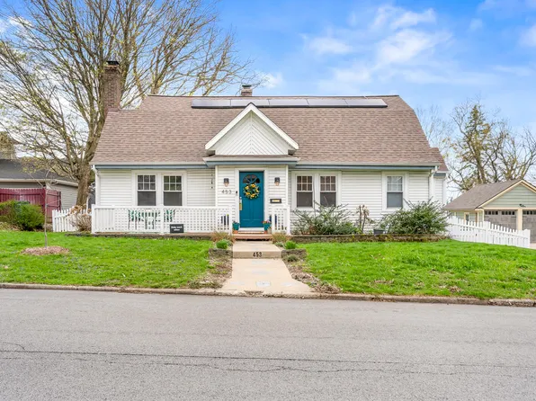 453 Chestnut St, Valparaiso, IN 46385