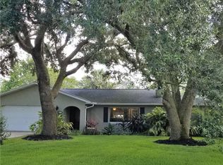 28402 Tammi Dr, Tavares, FL 32778