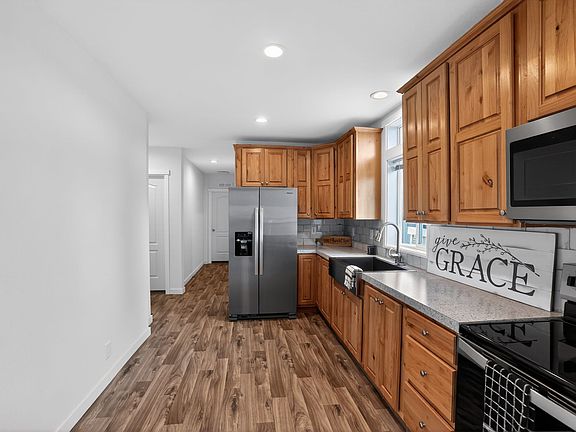 5th image of 8525 SE Orchard Ln Unit 5