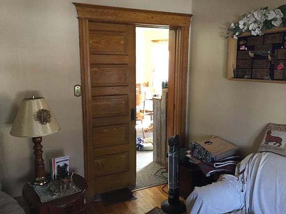 4th image of 276 S Dewey St