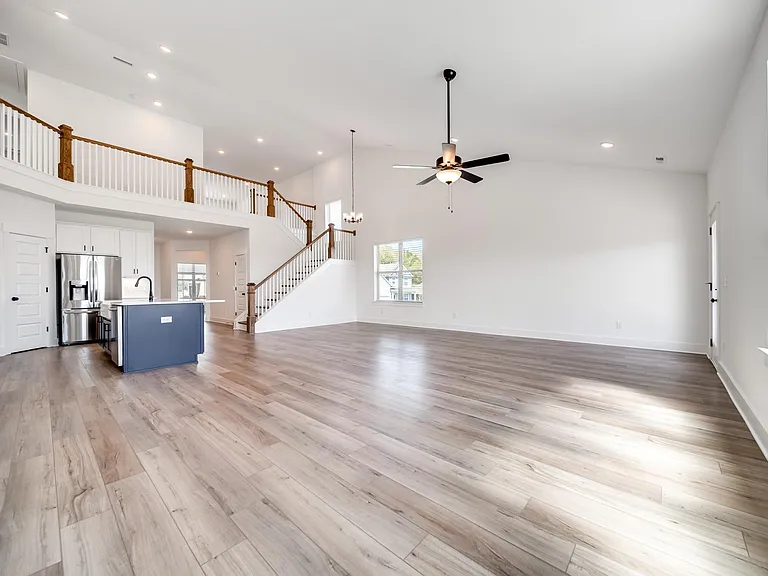 253 Gulfstream Dr — Photo 10