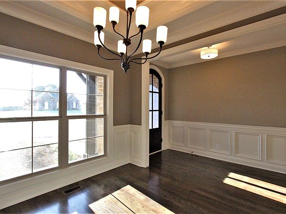 3rd image of 308 Ironwood Cir #230
