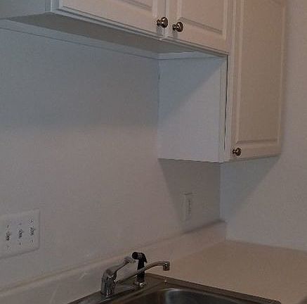 2nd image of 24 Lincoln St APT B