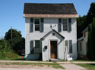 920 W Superior St, Munising, MI 49862