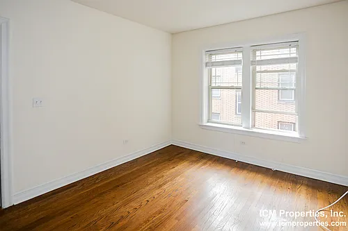 38082 N Sheffield Ave #2W Photo 1
