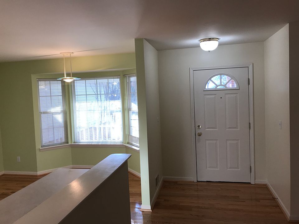 1st image of 228 Chauncey Ct