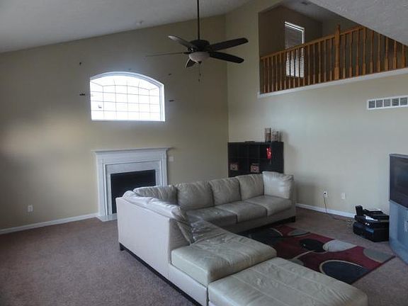 2nd image of 6124 White Oak Way