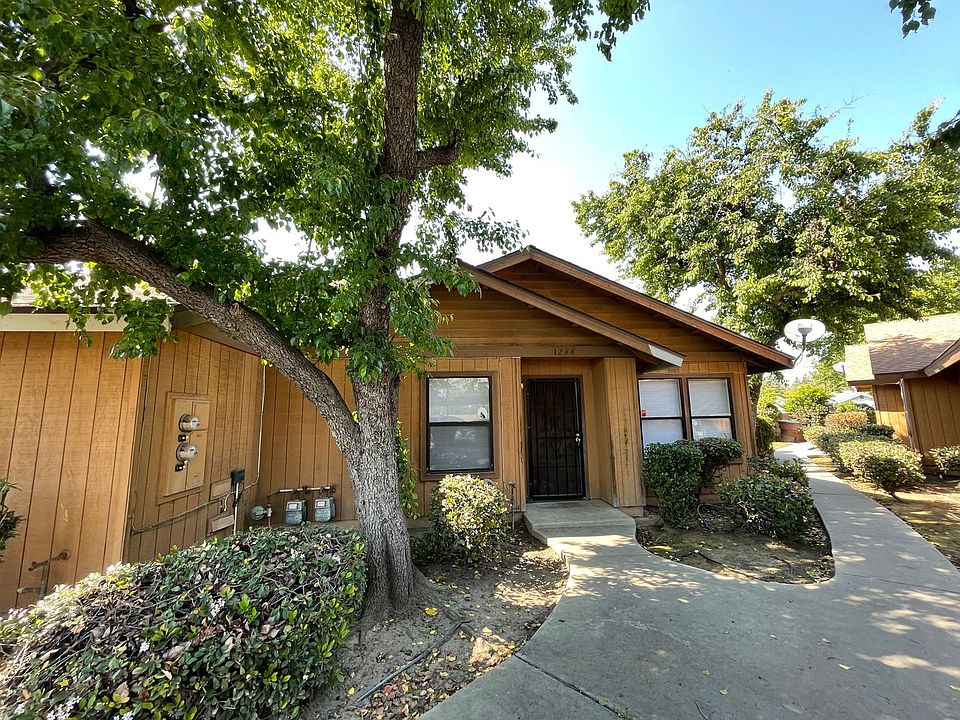 1st image of 1264-72 Tustin Cir #1266