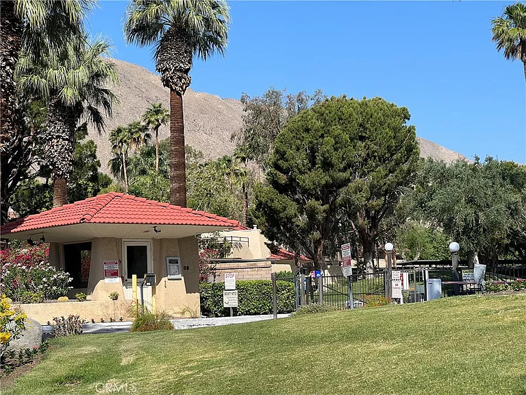 2801 E Los Felices Cir #D117 — Photo 20