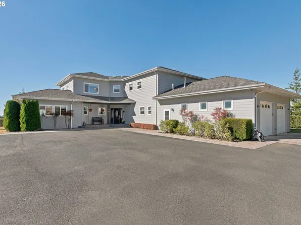 3455 Virginia Ave, North Bend, OR 97459