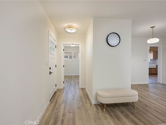 5th image of 5030 N Lyman Ave