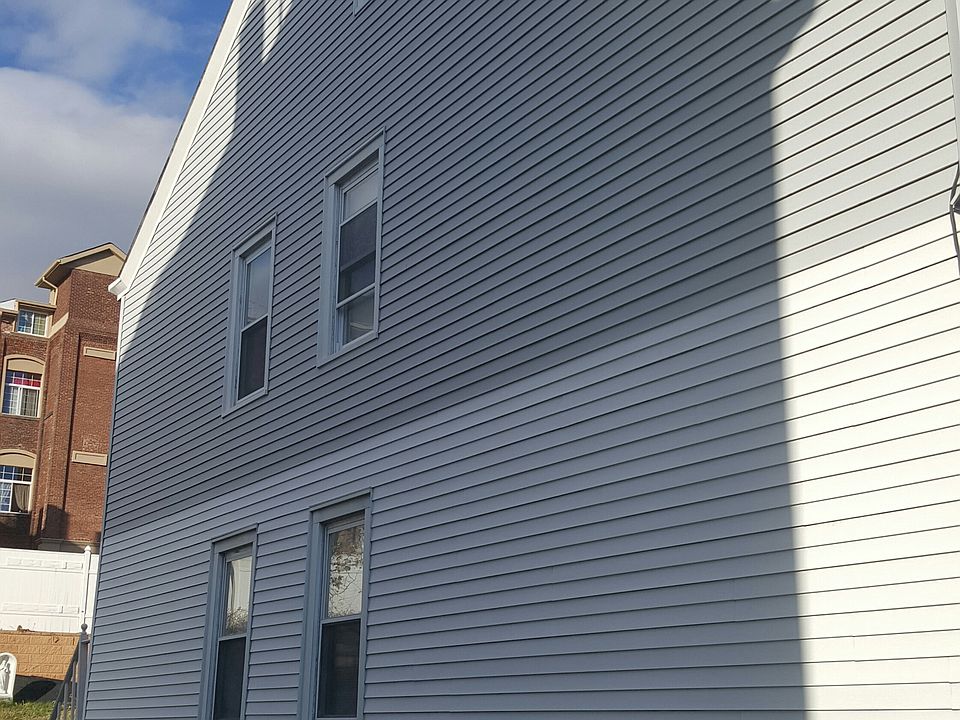 Side House