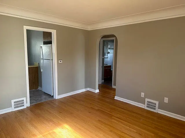 2 bed, 1024 sqft, $1,550 — Photo 3
