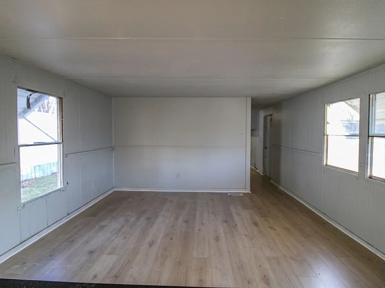 36 Simmons Cir #7 — Photo 5