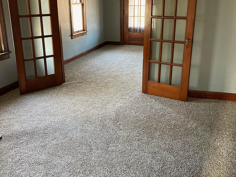 1305 E 1307 Riverside Dr #1305 — Photo 4