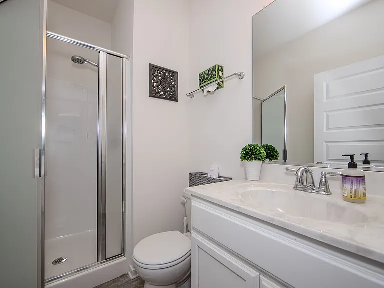 11913 James Overlook Ct — Photo 18