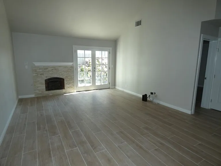 1149 Pacific Pointe Way — Photo 5
