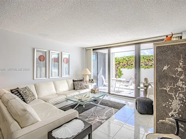 3590 S Ocean Blvd APT 102, South Palm Beach, FL 33480