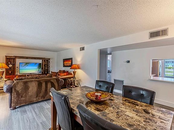 5th image of 215 Palm DR #215-1