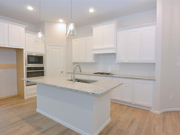 4th image of 2426 Alder Wood Ln
