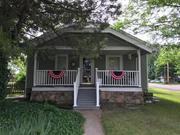 704 Center Ave, Goodland, KS 67735