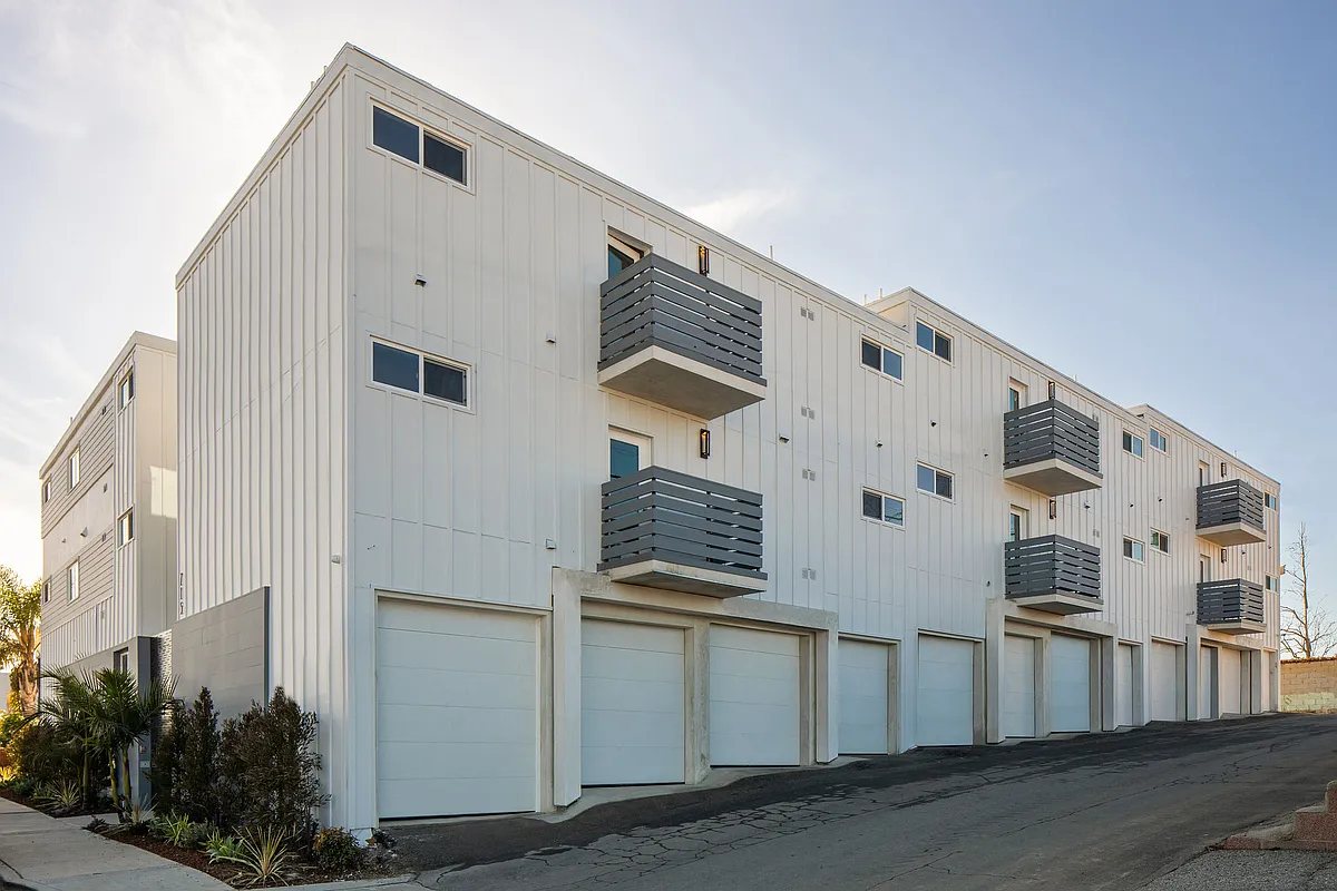 Building Photo - 715 S Prospect Ave #J