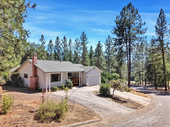 11143 Edward Dr, Grass Valley, CA 95949