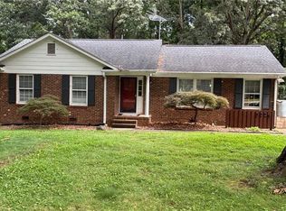 3724 Frazier Rd, Greensboro, NC 27407
