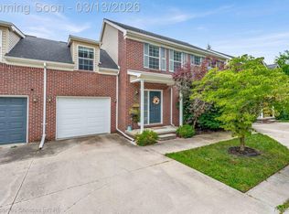 3813 Rochester Rd, Royal Oak, MI 48073