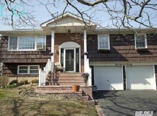 120 Regent Dr, Long Beach, NY