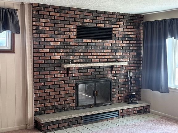 4th image of 408 E Elm St