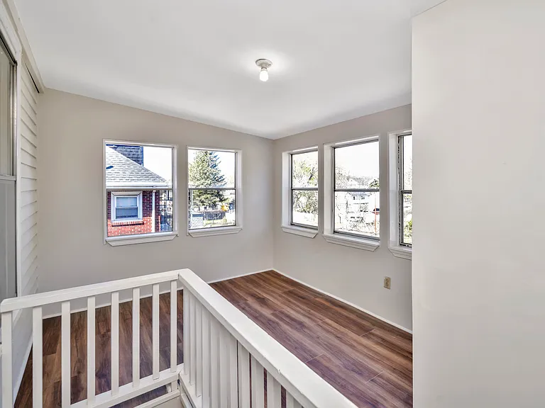 492 Metropolitan Ave #2 — Photo 11
