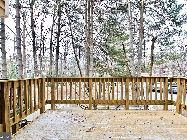 1915 Belmont Ridge Ct — Photo 5